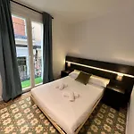 Apartamenticos El Tubo I 公寓 *