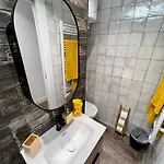 Apartamenticos El Tubo I *