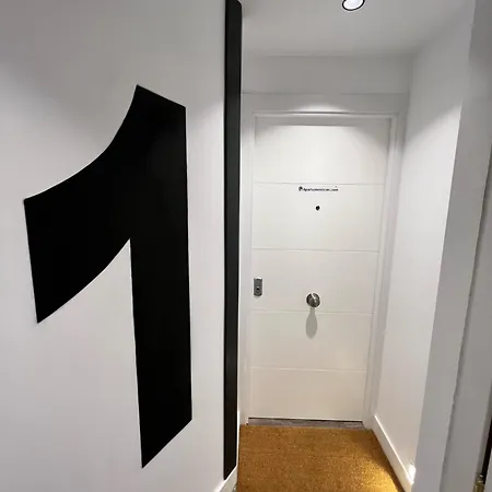 Apartamenticos El Tubo I דירה סרגוסה